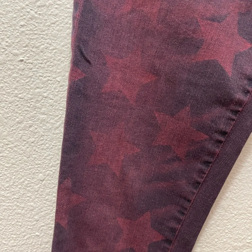 Etienne Marcel "Roos" jeans with star graphic print. Mid-rise; button-zip fly. - Picture 10 of 11